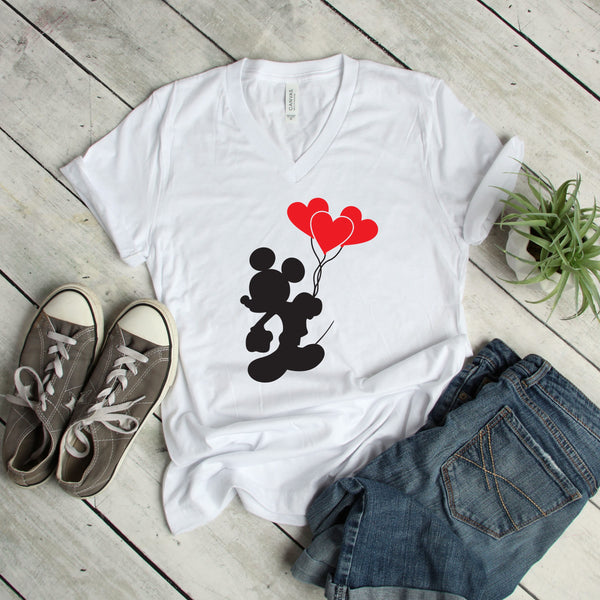 Mickey Holding Heart Balloons T-Shirt for Disney Trips