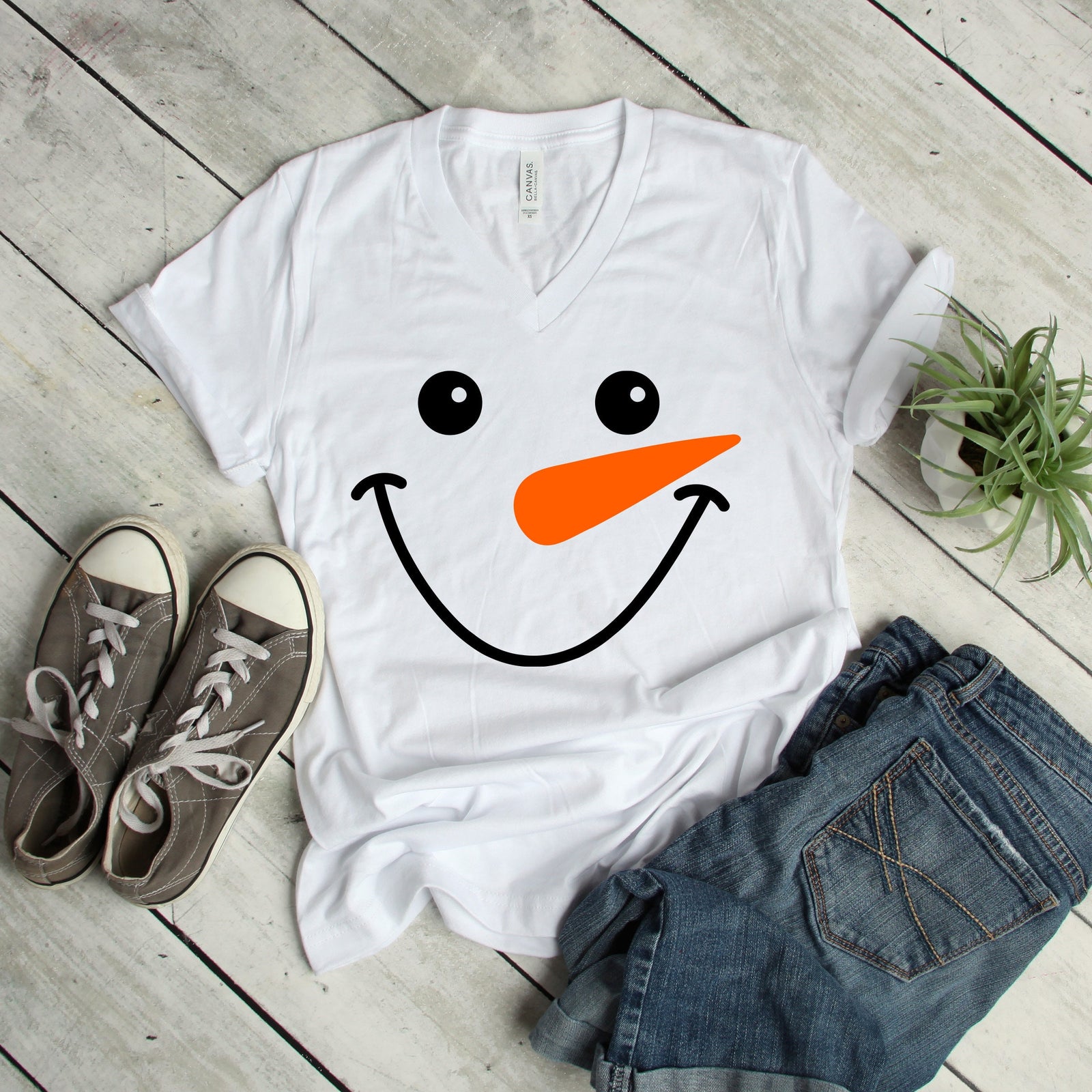 Cute Snowman Christmas T Shirt - X-Mas T Shirt - Family Winter Shirt Gift