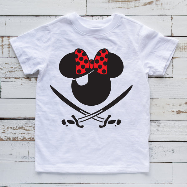 Custom Pirate Minnie Mouse T-Shirt for Family Fun