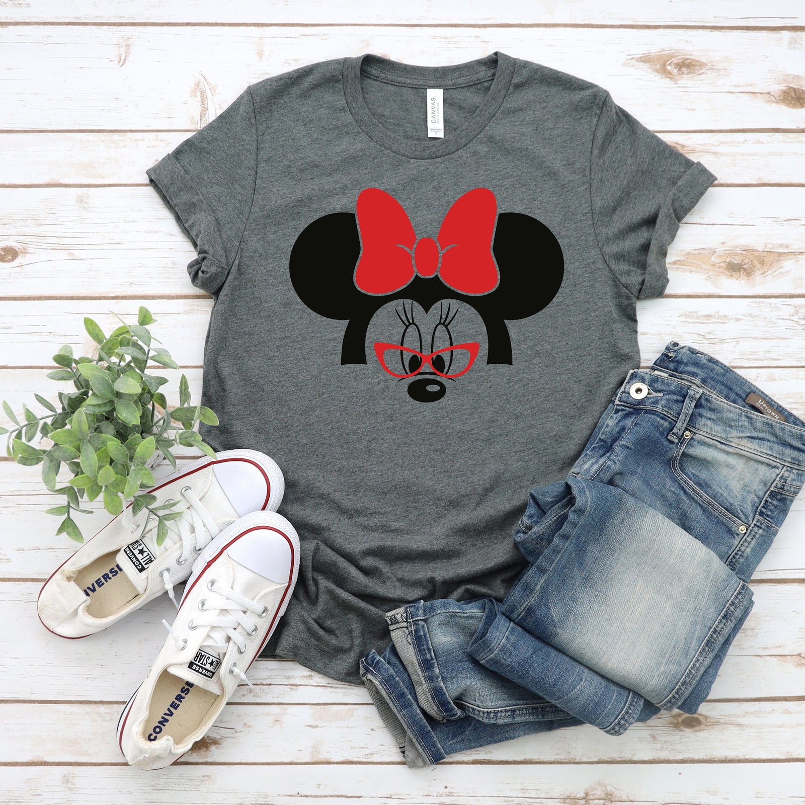 Minnie Mouse Adult T Shirt - Grandma Reading Glasses T Shirt